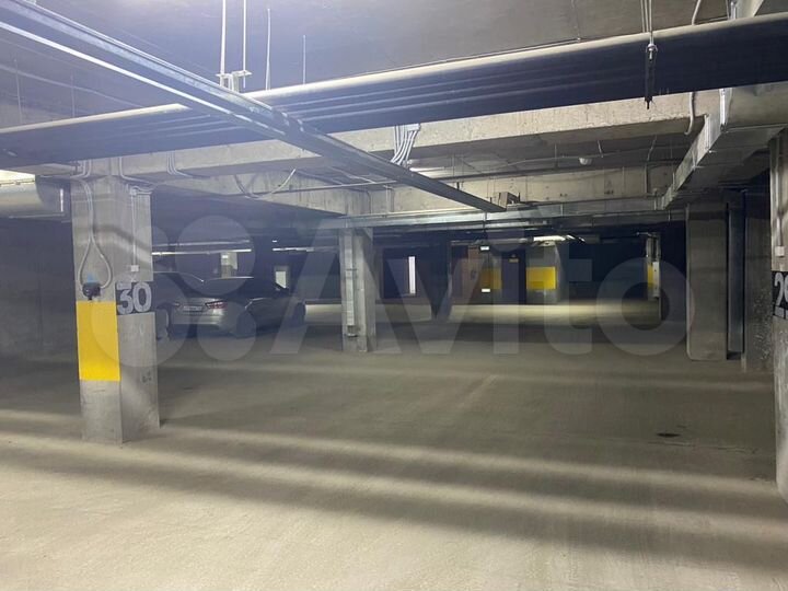 Машиноместо, 17 м²