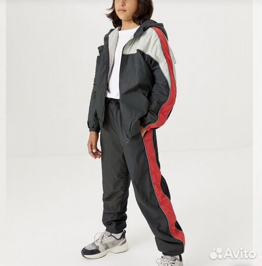 Спортивный костюм для мальчика 146 152