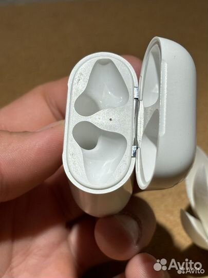 Apple AirPods 1-го поколения (A1602 Original)