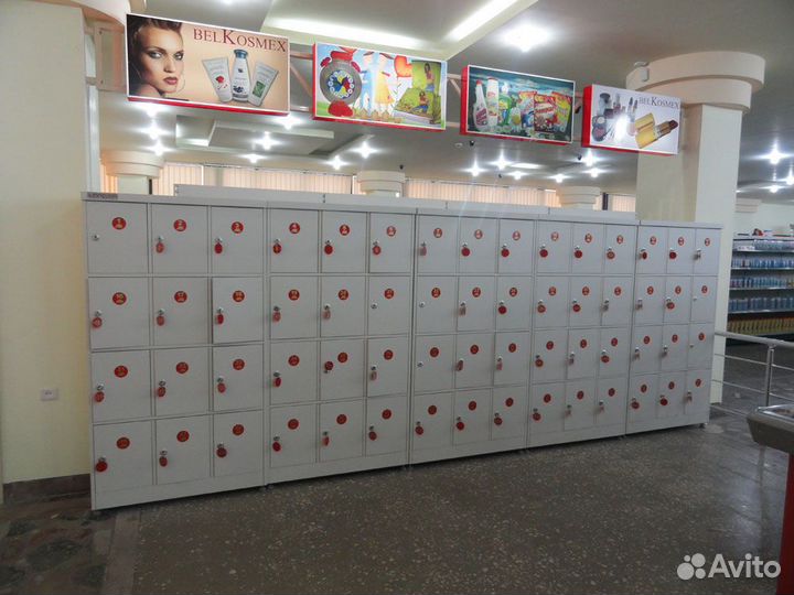 Шкаф для сумок