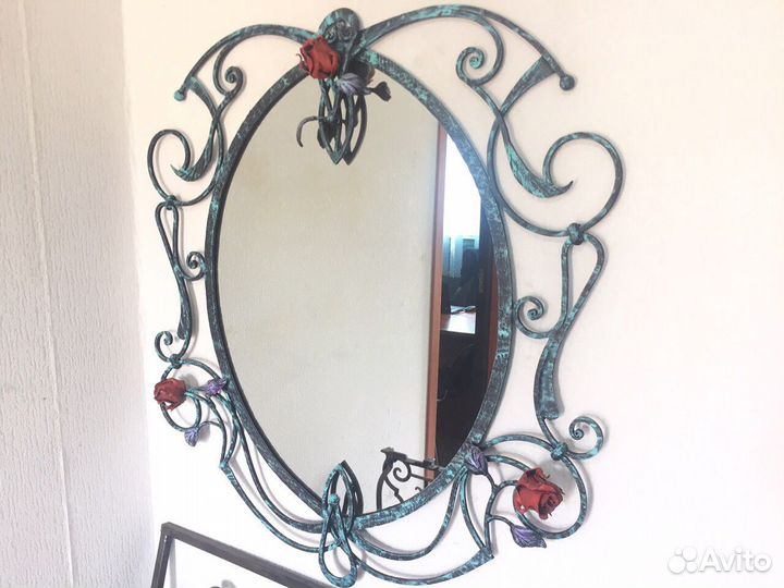 Кованое зеркало