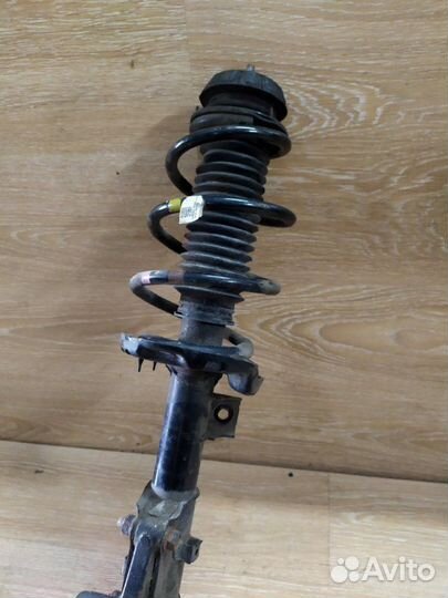 Опора стойки передняя левая Hyundai Solaris