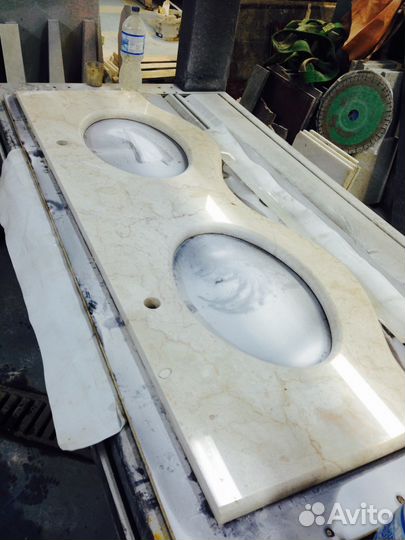 Столешницы из натурального камня мрамора и гранита