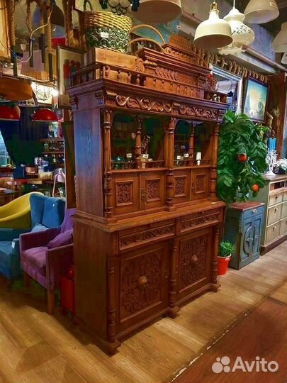 Буфет антикварный дубовый