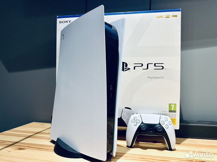 Sony PS5 / 400 игр / UFC 5 / обмен