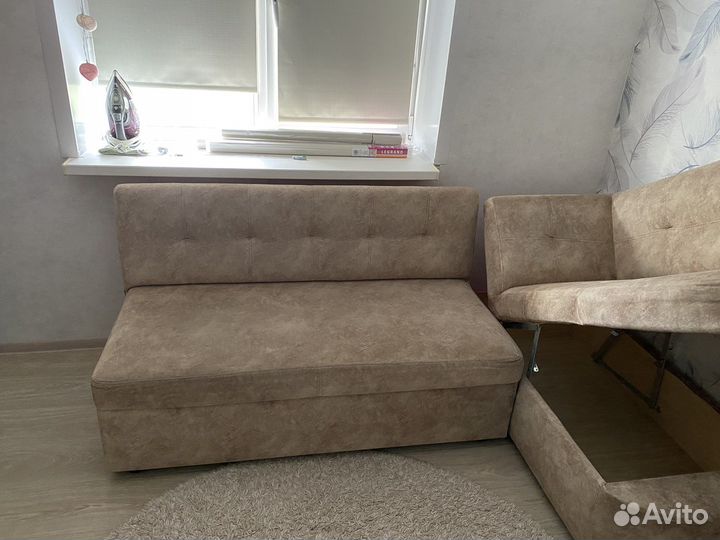 Угловой диван
