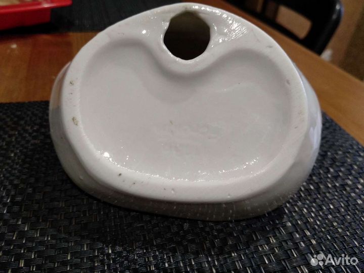 Фарфоровая статуэтка пепельница рыбка