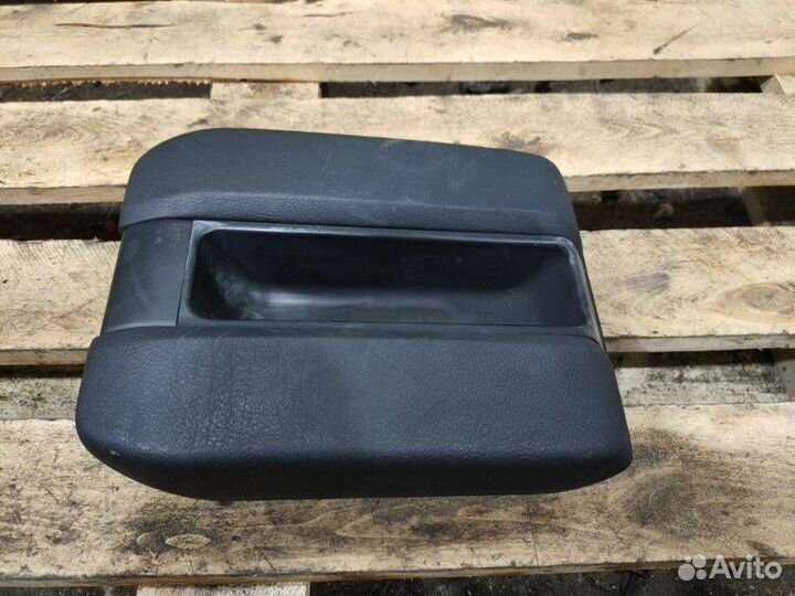 Подлокотник Bmw 5 E39 M52B28 1998