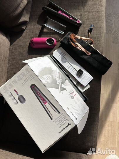 Выпрямитель Dyson для волос