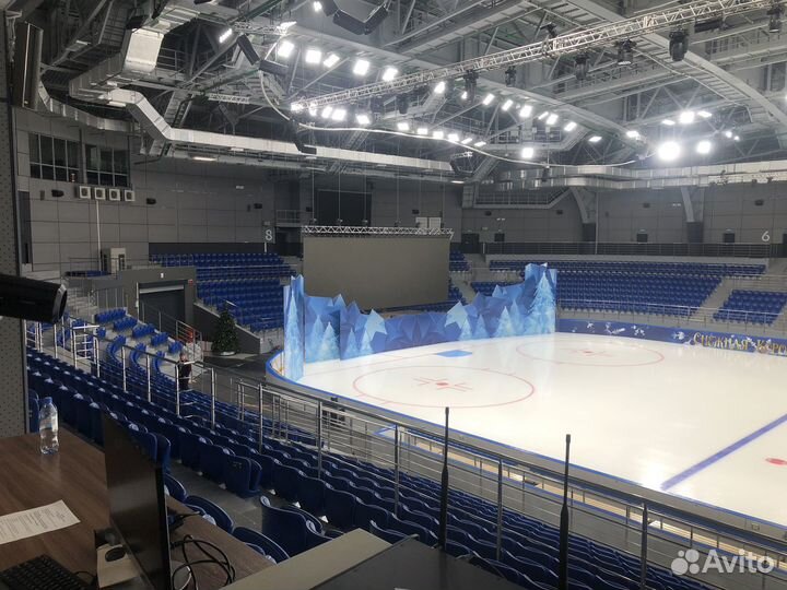 Монтаж звукового и светового оборудования