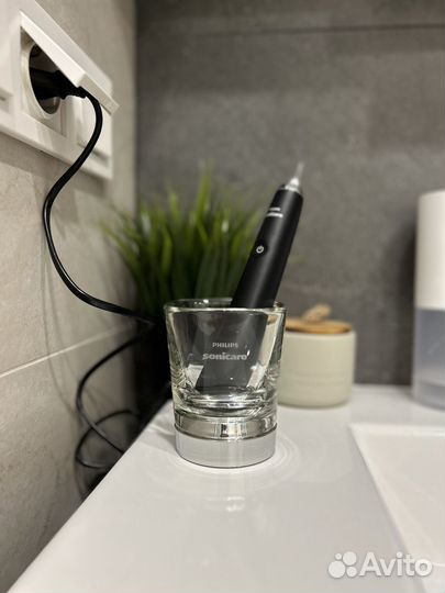 Стакан для зарядки Philips Sonicare Diamond clean