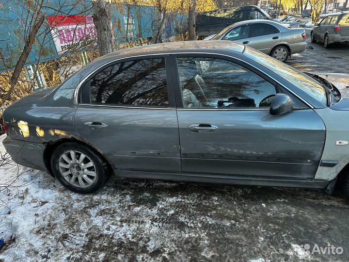 Hyundai Sonata 2.0 МТ, 2004, 300 000 км