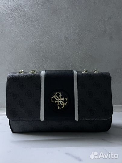 Сумка guess