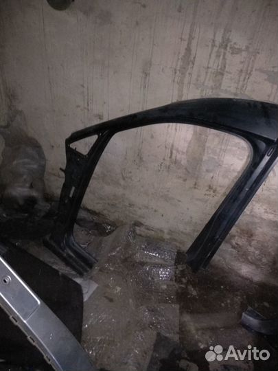 Боковая часть,крыло,стойка на Caddy Кадди