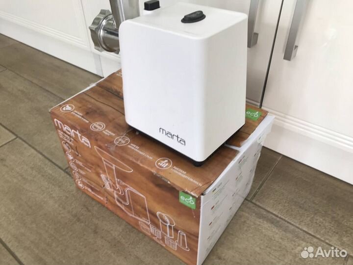 Электромясорубка Marta MT-MG2027A id131015