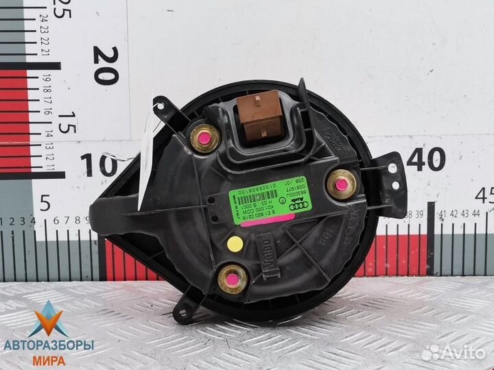 Моторчик печки Audi A4 B5 рест. 2001 8E1820021B