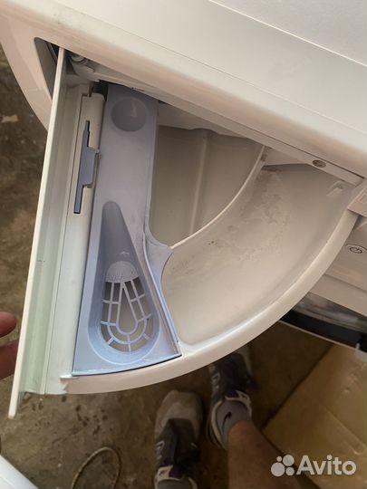 Стиральная мащина Hot point Ariston