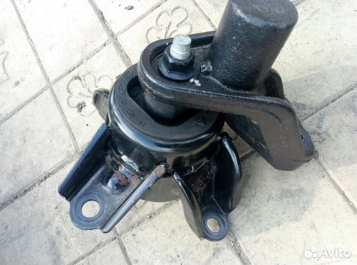 Подушка двигателя киа сид 2015г