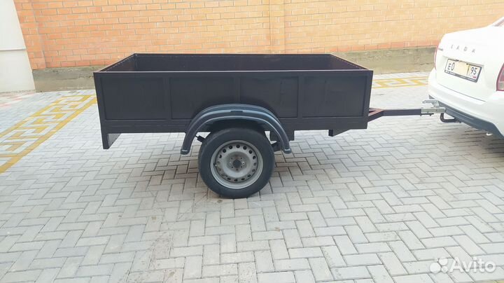 Прицеп на легковой автомобиль