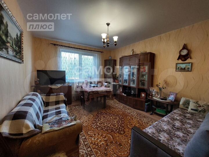 2-к. квартира, 61,4 м², 1/3 эт.