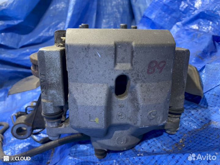 Суппорт на toyota prius ZVW55 2zrfxe