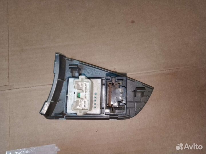 Блок управления зеркалами Mitsubishi Lancer 9