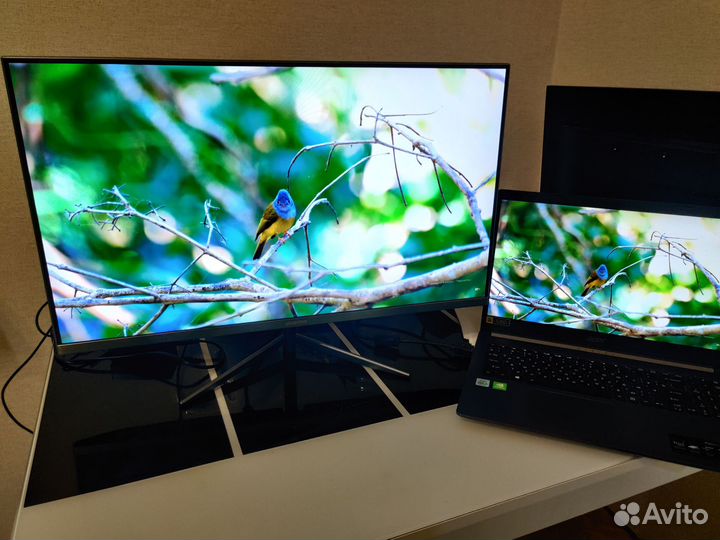 Безрамочный монитор 27 дюймов