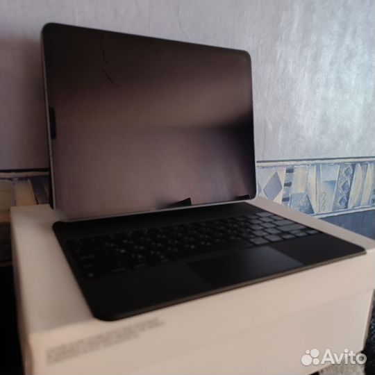 iPad pro 12.9 6- gen + magic keyboard 3 + pencil 2