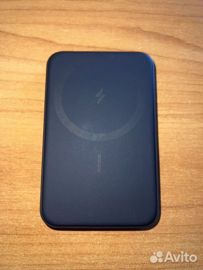 Аккумулятор anker MagSafe c подставкой