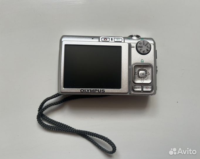 Компактный фотоаппарат