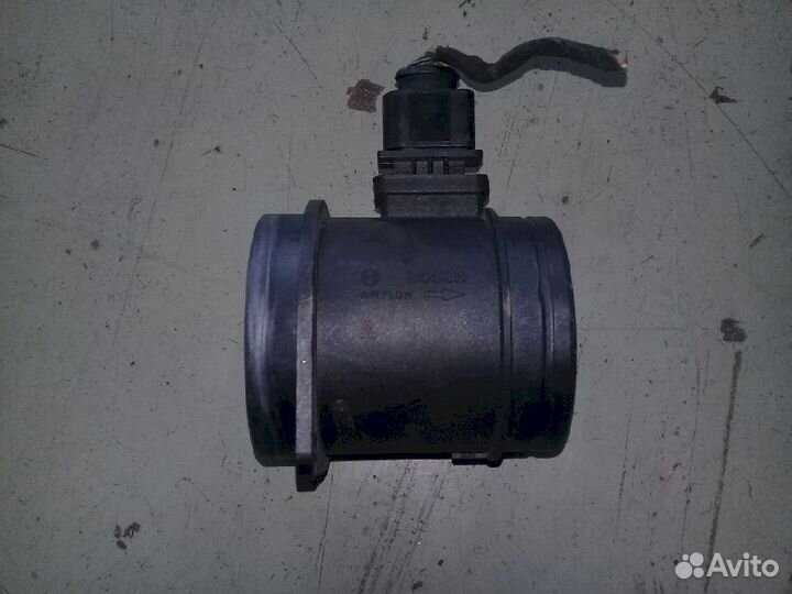 Датчик расхода воздуха 0280218175 Volkswagen Passa