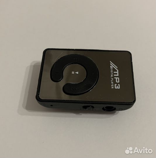 Mp3 плеер с наушниками