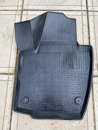 Автомобильные коврики резиновые
