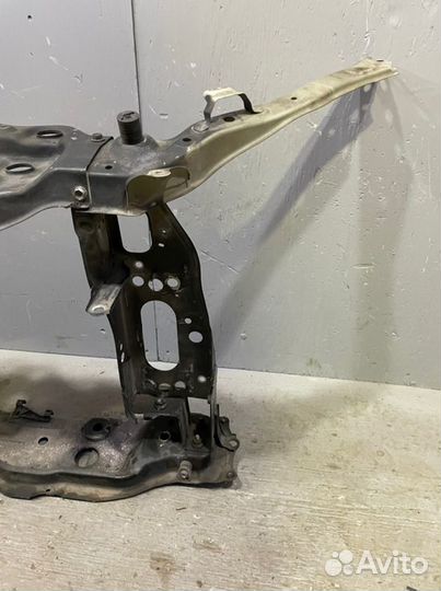 Передняя панель Lexus Ls460 USF40