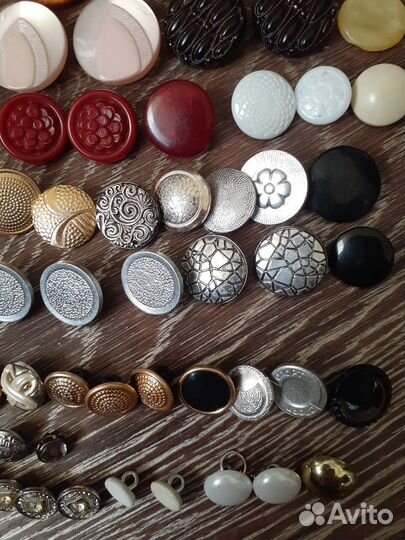 Старинные пуговицы СССР с ушком 49 штук разные