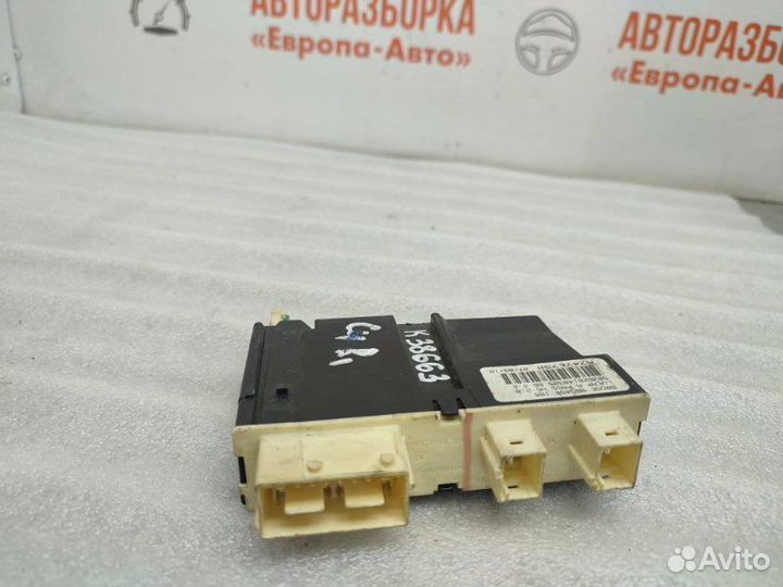 Блок управления двери передний правый Citroen C4