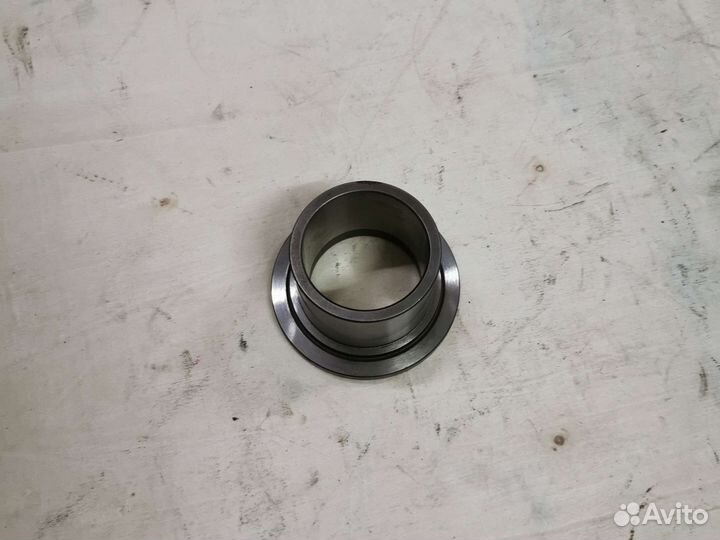 Втулка с буртиком 1299.304.215