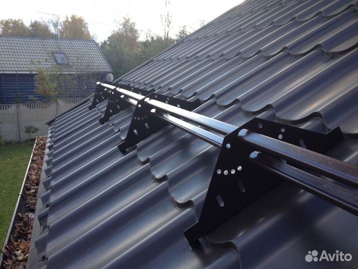 Снегозадержатели – безопасность для вашего участка