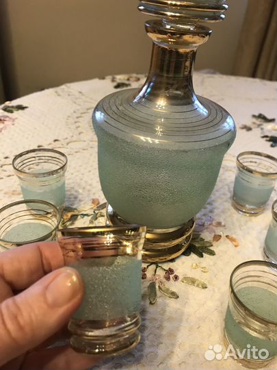 Набор стеклянные рюмки и штоф