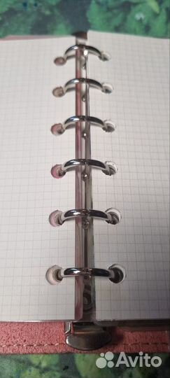 Блокнот с кольцевым механизмом