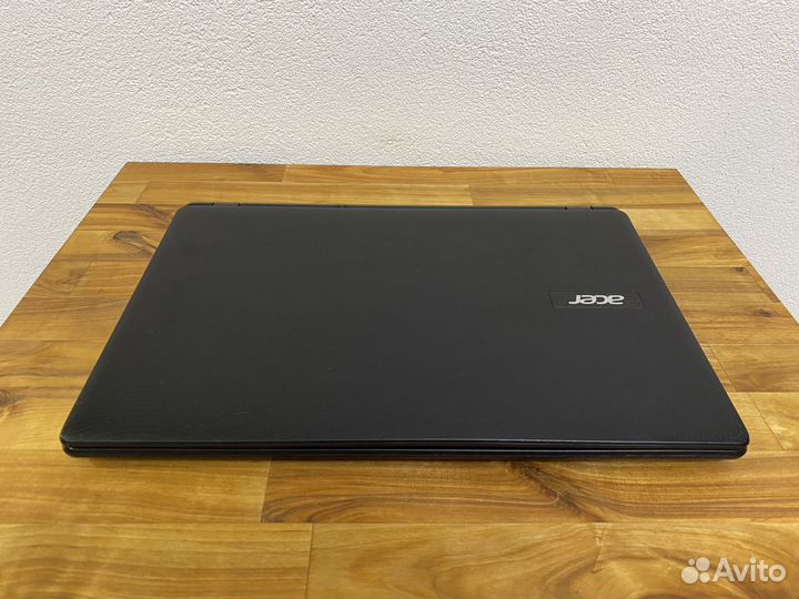 Супер тонкий Acer идеал Pentium 4 ядра 4Gb 500Gb