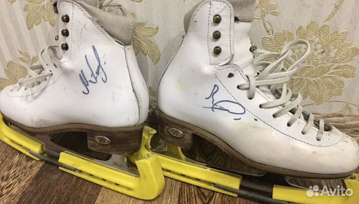 Фигурные коньки riedell