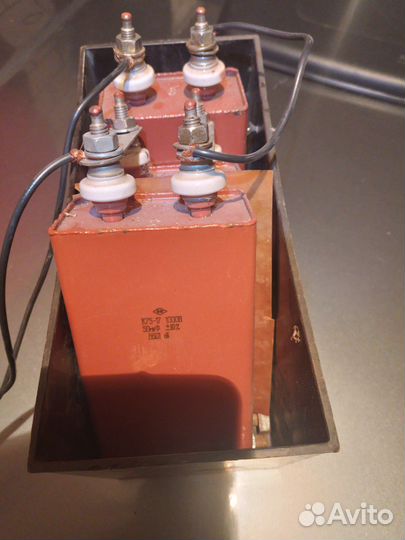 Пусковой конденсатор