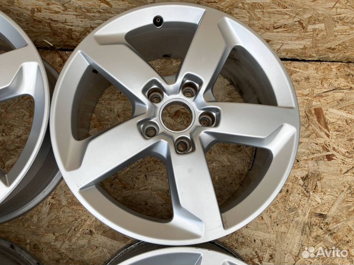 Комплект литых дисков R19x8.5 5x130