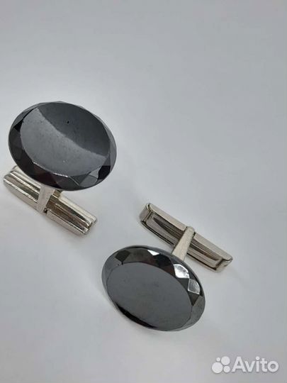 Запонки мужские и держатель для галстука