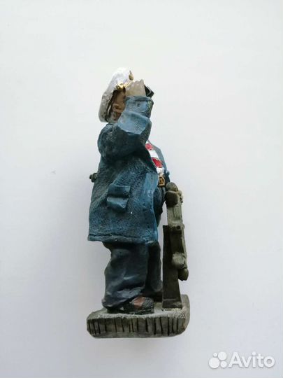 Статуэтка Моряк Капитан за штурвалом