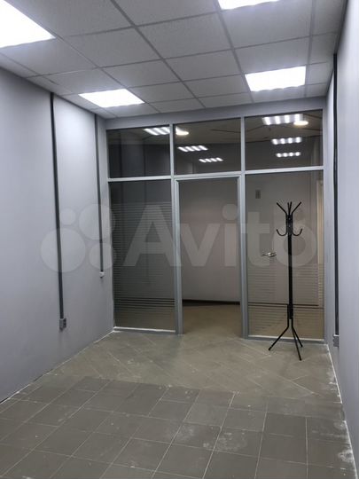 Офис, 15.2 м² с водой