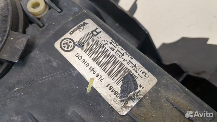 Фара (передняя) правая Volkswagen Touareg, 2006