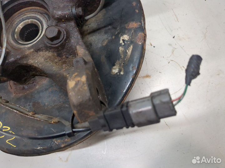 Ступица (кулак, цапфа) правая передняя Acura MDX