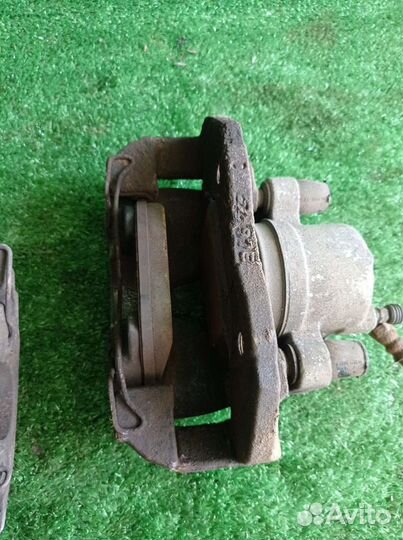 Суппорт передний мазда 3 BL